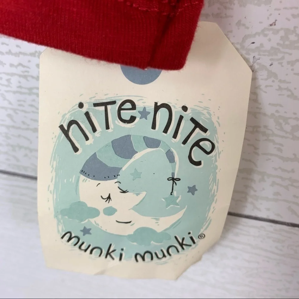 𝅺NITE Nite Munki Munki Santa Long Sleeve Pajama Top